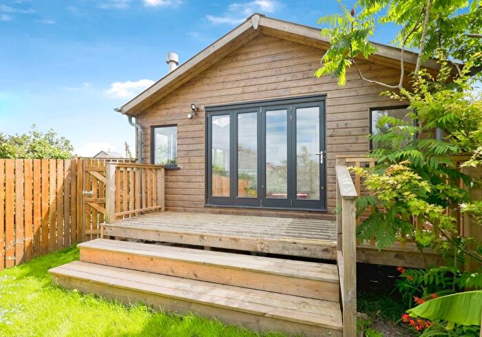 1 Bedroom Bungalow For Sale In Shearwater, Sea Lane, Hayle, Cornwall, TR27