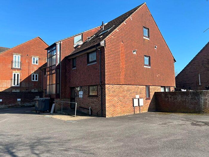 1 Bedroom Apartment To Rent In Christchurch, BH23