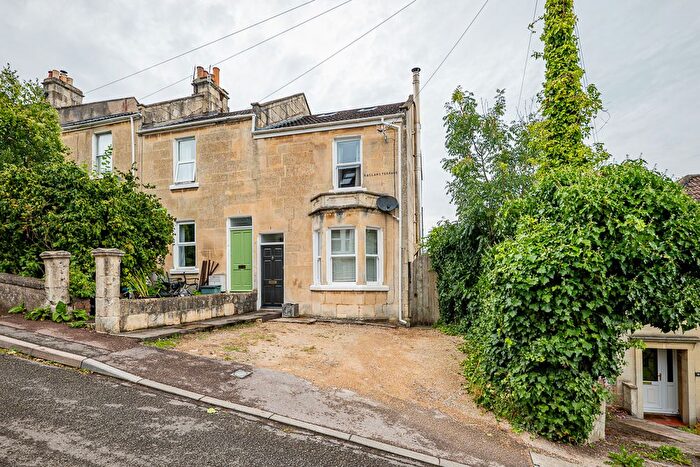 4 Bedroom End Of Terrace House To Rent In Raglan Terrace, Bath, BA1
