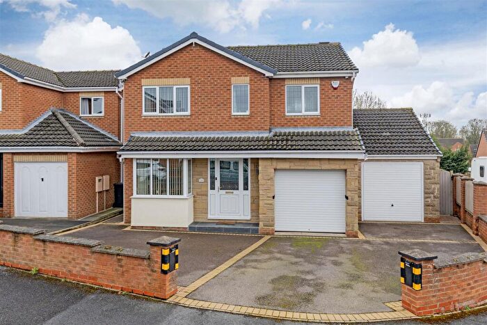 4 Bedroom Detached House For Sale In Grove Gardens, Brimington, Chesterfield, S43