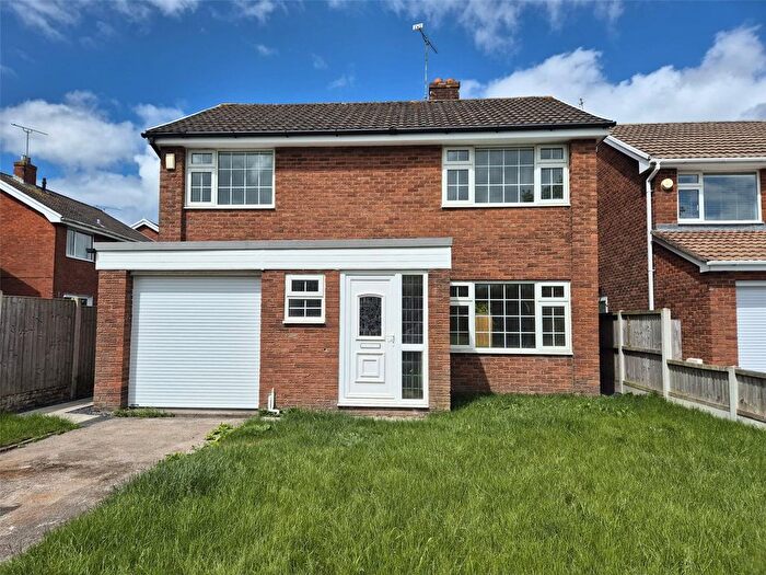 4 Bedroom Detached House For Sale In Lon Y Gelli, Wrexham, LL12