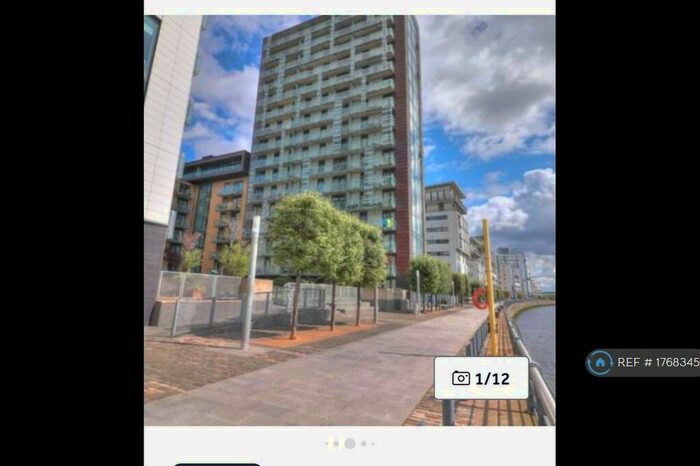 2 Bedroom Flat To Rent In Castlebank Place, Glasgow, G11