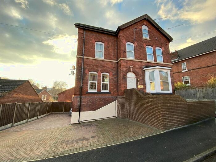 1 Bedroom Flat To Rent In Stanley Street, Spital, Chesterfield, S41