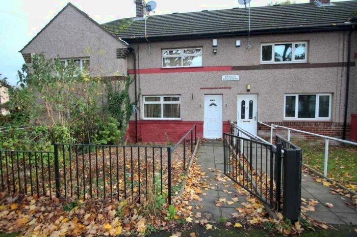 2 Bedroom Terraced House To Rent In Bradley Boulevard, Huddersfield, HD2