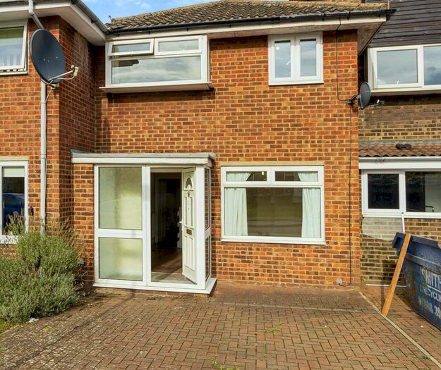3 Bedroom Terraced House To Rent In Hornbeam, Newport Pagnell, MK16