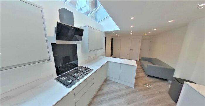 6 Bedroom Terraced House To Rent In Bramble Street, Coventry, CV1