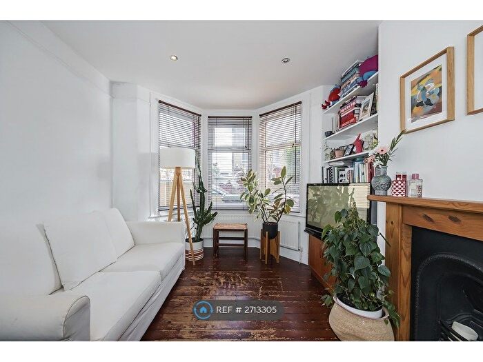 1 Bedroom Flat To Rent In Seymour Road, London, E10