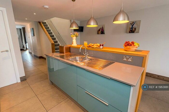 3 Bedroom Semi-Detached House To Rent In Marigold Cottage, Brockenhurst, SO42