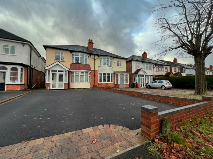 3 Bedroom Semi-Detached House To Rent In Lakey Lane, Birmingham, B28