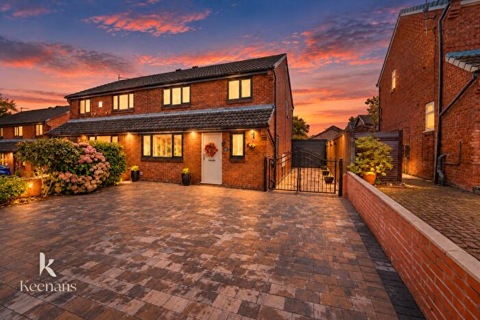 3 Bedroom Semi-Detached House For Sale In Petre Crescent, Rishton, Blackburn, BB1