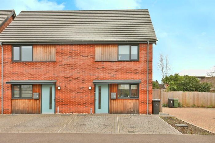 2 Bedroom Semi-Detached House For Sale In Greenhouse Road, Bawdeswell, Dereham, NR20