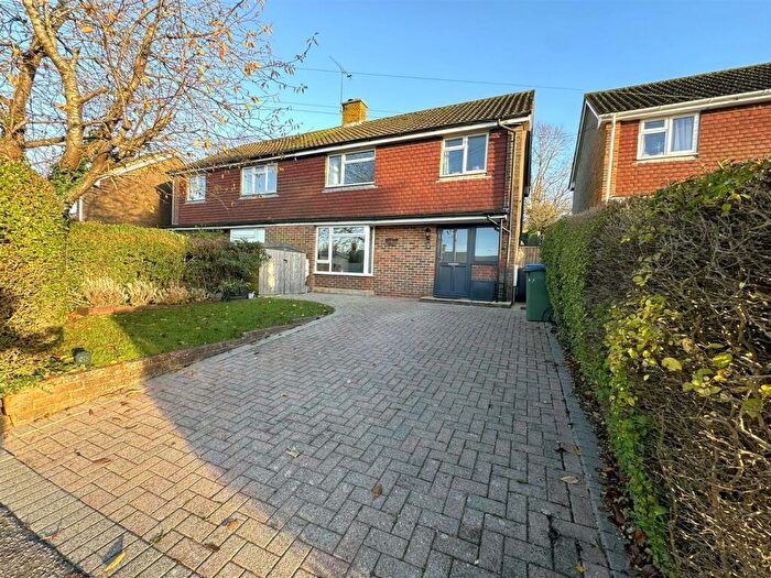 3 Bedroom Semi-Detached House For Sale In Upper Beeding, BN44