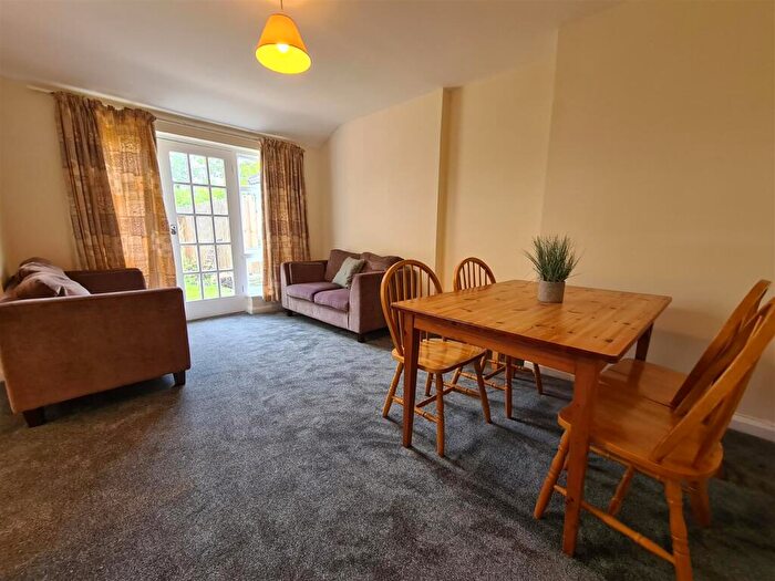 1 Bedroom House To Rent In Eachard Road, Cambridge, CB3