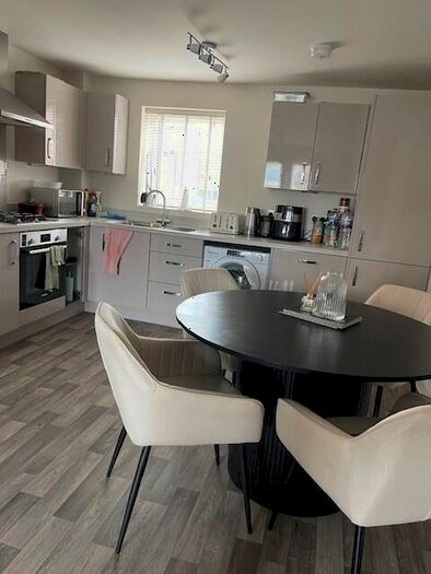 1 Bedroom Property To Rent In Stunning House Share Betony Meadow -, LU5