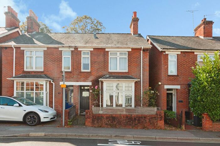 3 Bedroom Semi-Detached House For Sale In Sarum Hill, Basingstoke, Hampshire, RG21