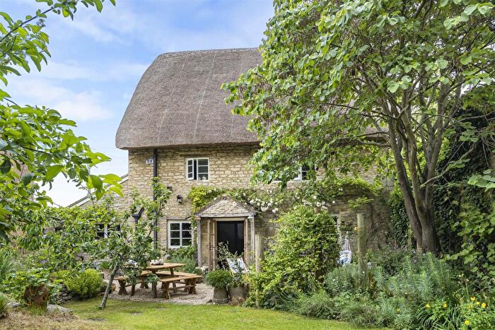 3 Bedroom House For Sale In Somerton Road, Ardley, Bicester, OX27