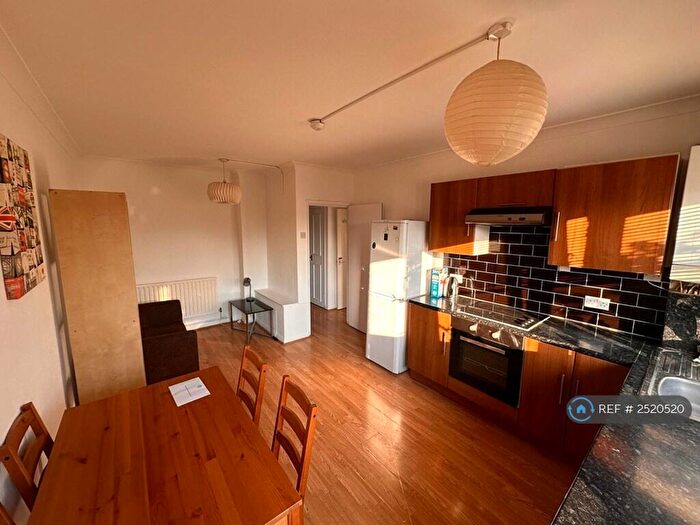 3 Bedroom Flat To Rent In Russia Lane, London, E2