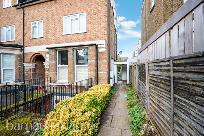 1 Bedroom Flat For Sale In Cedar Road, Sutton, SM2
