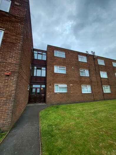 1 Bedroom Apartment To Rent In Moor Court, Fazakerley, L10
