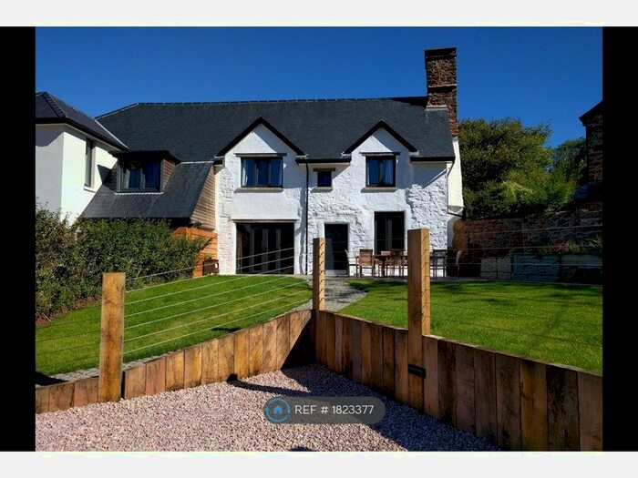 3 Bedroom Semi-Detached House To Rent In Blagdon House, Paignton, TQ3