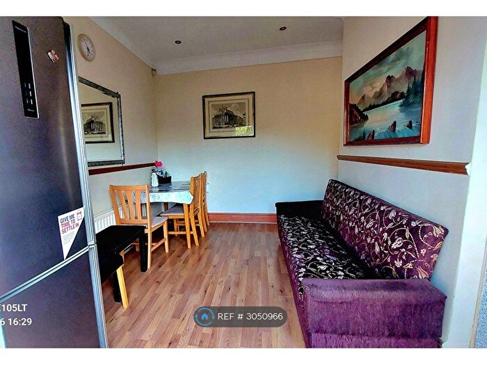 2 Bedroom Terraced House To Rent In Wilmot Rd, London, E10