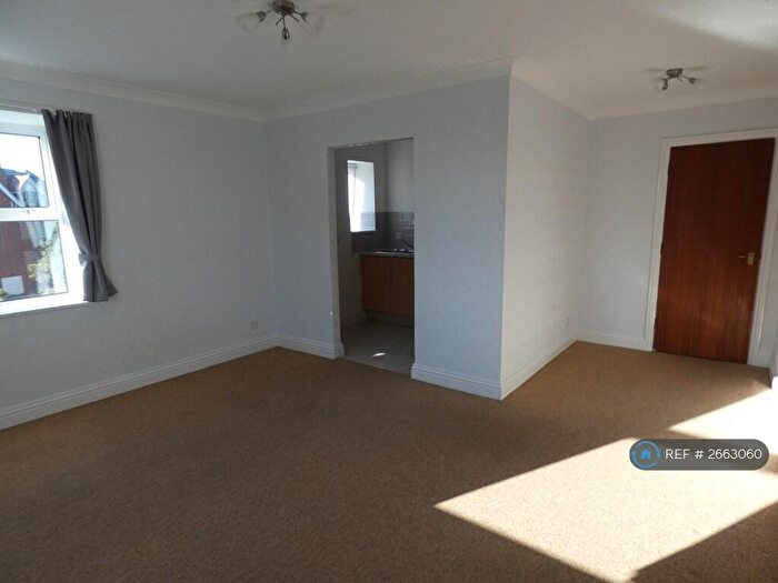 1 Bedroom Flat To Rent In Boscombe Spa Road, Bournemouth, BH5