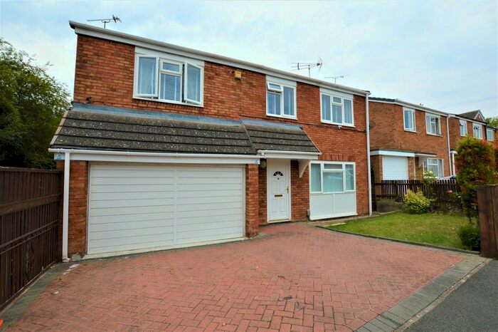 5 Bedroom Detached House To Rent In Queenborough, Toothill, Swindon, SN5