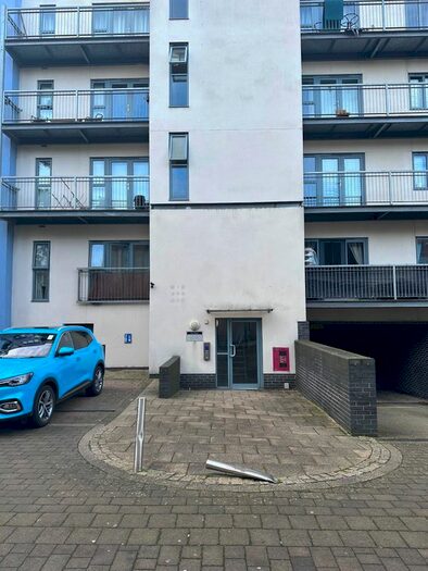 1 Bedroom Flat To Rent In Flat, Pier Wharf, Quayside Drive, Colchester, CO2