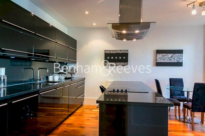 2 Bedroom Flat To Rent In Theobalds Road, City, WC1X