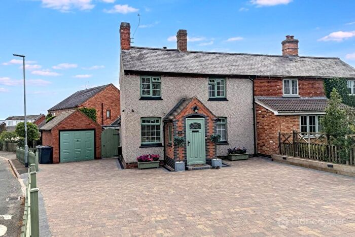 2 Bedroom Semi-Detached House For Sale In High Street, Stoke Golding, CV13