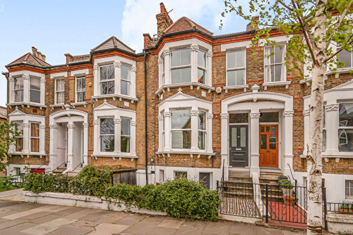 5 Bedroom Terraced House For Sale In Waller Road, London, SE14