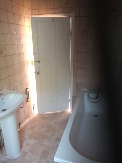 4 Bedroom End Of Terrace House To Rent In Kingsley Road, South Harrow, HA2