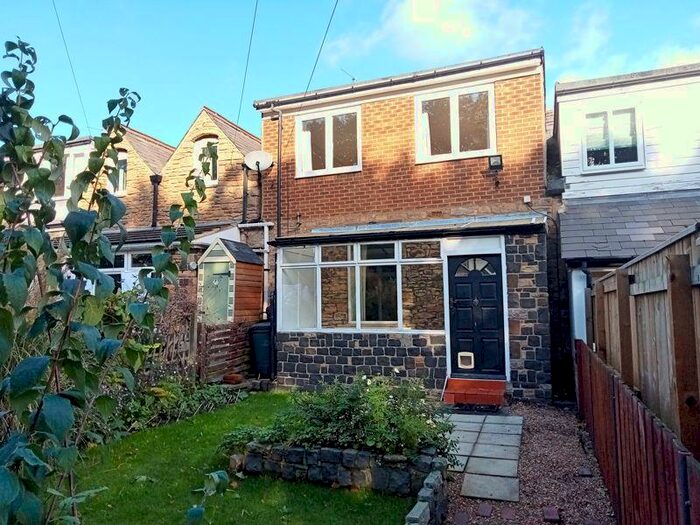 3 Bedroom Terraced House To Rent In Ryton, Middle Row, NE40