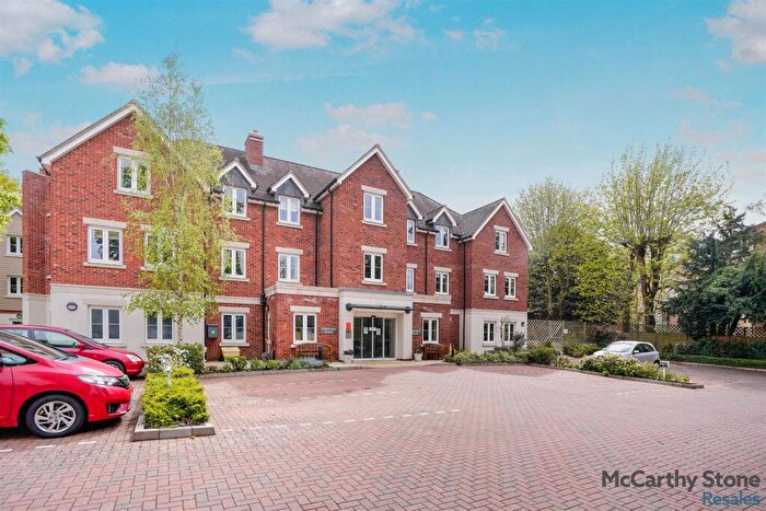 1 Bedroom Apartment For Sale In Constance Place, London Road, Knebworth, SG3