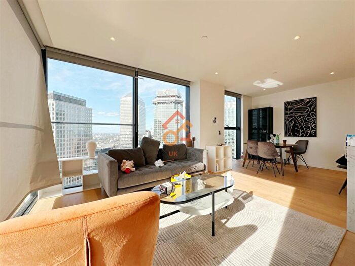 2 Bedroom Flat For Sale In Hampton Tower, Marsh Wall, London, E14