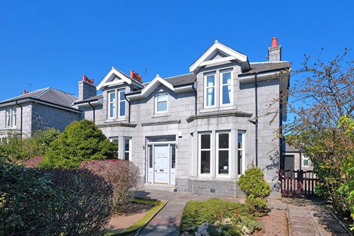 4 Bedroom Detached House To Rent In Queens Road, Aberdeen, AB15