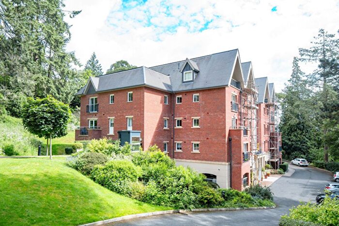 2 Bedroom Flat For Sale In Audley Ellerslie, Malvern, Malvern, WR14