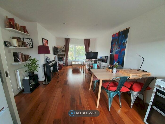 1 Bedroom Flat To Rent In Gilbert Street, London, E15