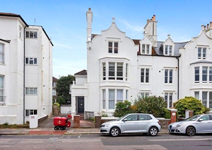 2 Bedroom Flat For Sale In Flat, Medina Villas, Hove, BN3
