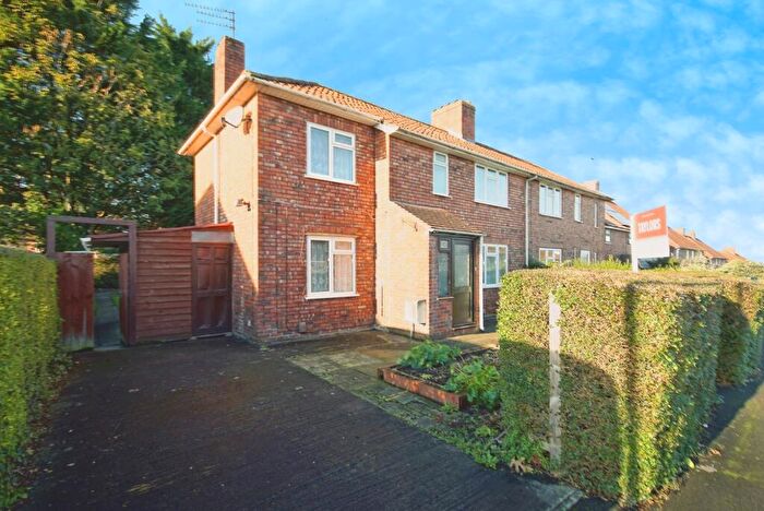 3 Bedroom Semi Detached House For Sale In Uplands Road, Bristol, BS16