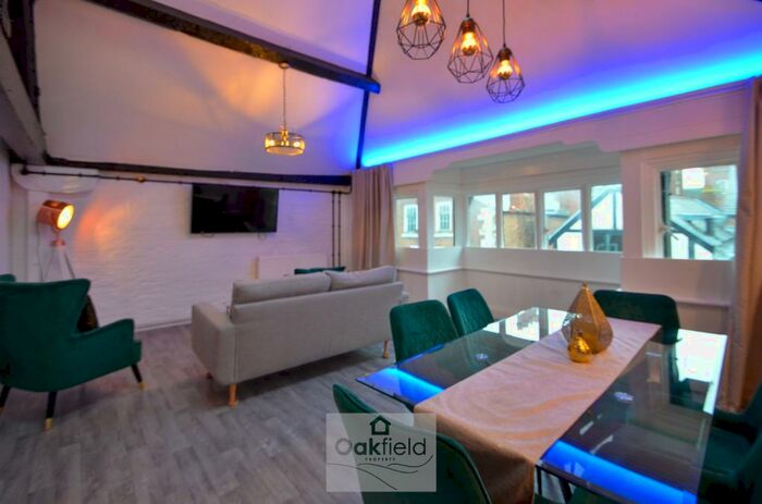 2 Bedroom Apartment To Rent In Watergate Row South, Chester, CH1