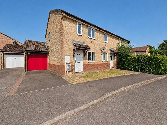 3 Bedroom End Of Terrace House For Sale In Adams Close, Peasedown St John, BA2