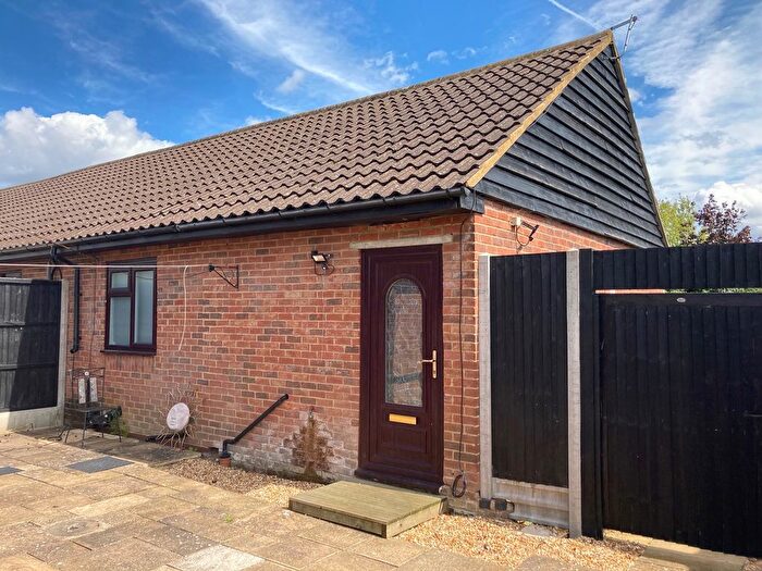 1 Bedroom Maisonette To Rent In Newlands Farm Crawley Road, Bourne End, Cranfield, Bedford, Bedfordshire., MK43