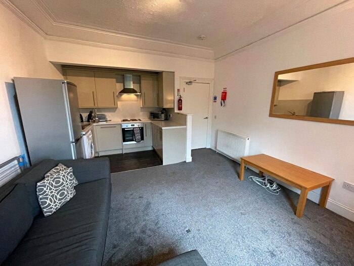 3 Bedroom Flat To Rent In Ellen Street, Dundee, DD1