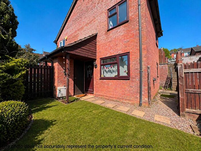 1 Bedroom House To Rent In Linnet Close, Exeter, EX4