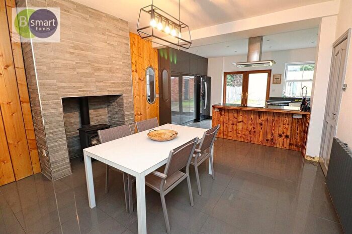 3 Bedroom Detached House For Sale In Ings Road, Wombwell, S73