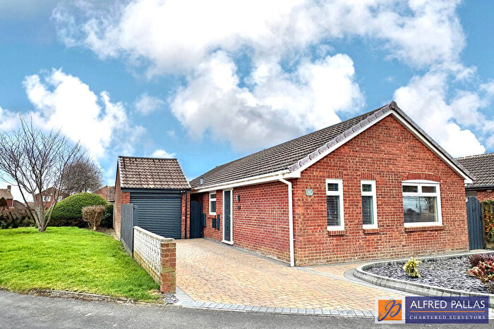 2 Bedroom Detached Bungalow For Sale In Whiterocks Grove, Whitburn, SR6
