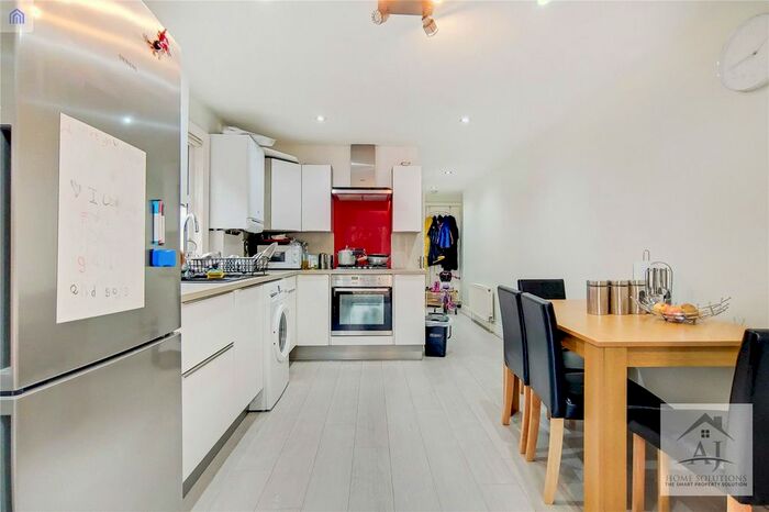 2 Bedroom Maisonette To Rent In Kildas Road, Harrow On The Hill, Harrow, HA1