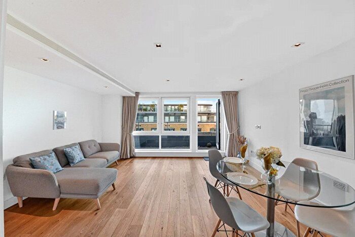 2 Bedroom Flat To Rent In Kew Bridge Road, Brentford, TW8