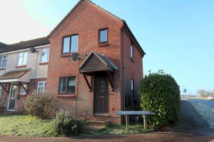 2 Bedroom Property To Rent In Pennyroyal Crescent, Witham, CM8